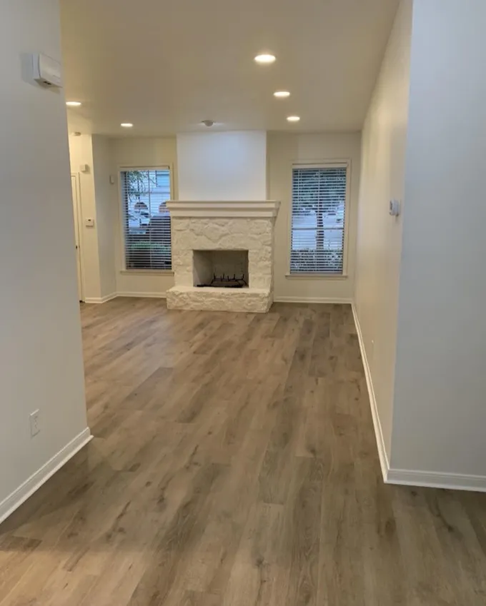 Austin home restored after burst pipe water damage